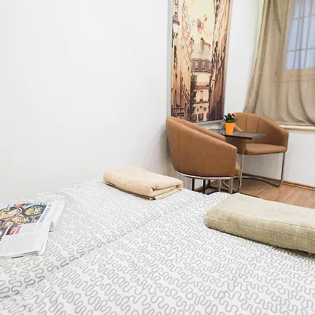D.five Stylish Studio At Parliament Apartment