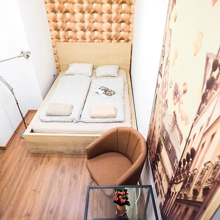 Apartment D.five Stylish Studio At Parliament Budapest